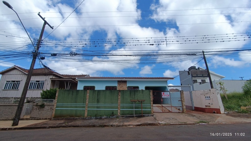 Casa Residencial para locacao no Vila Sao Carlos em Apucarana com 0m² por R$ 1.100,00