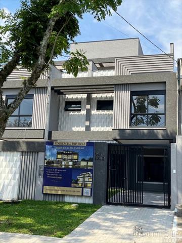 Sobrado para venda no Jardim das Americas em Curitiba com 217,51m² por R$ 980.000,00