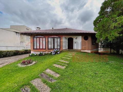 Casa Residencial para locacao no Xaxim em Curitiba com 300m² por R$ 8.750,00