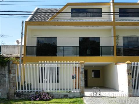Sobrado para venda no Cajuru em Curitiba com 230m² por R$ 750.000,00