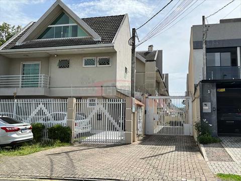 Sobrado para locacao no Boqueirao em Curitiba com 140m² por R$ 4.875,00