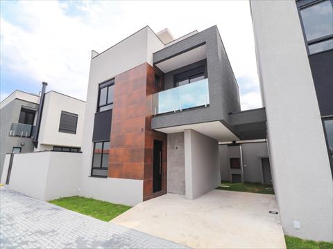 Sobrado para venda no Boqueirao em Curitiba com 133,71m² por R$ 829.000,00