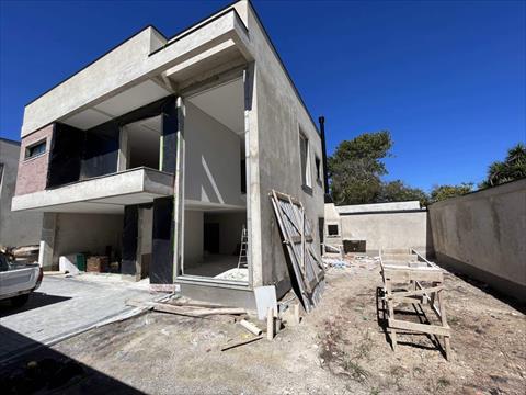 Sobrado para venda no Boqueirao em Curitiba com 182,14m² por R$ 1.350.000,00