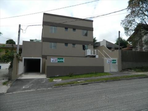 Kitinet para locacao no Xaxim em Curitiba com 60m² por R$ 1.475,00