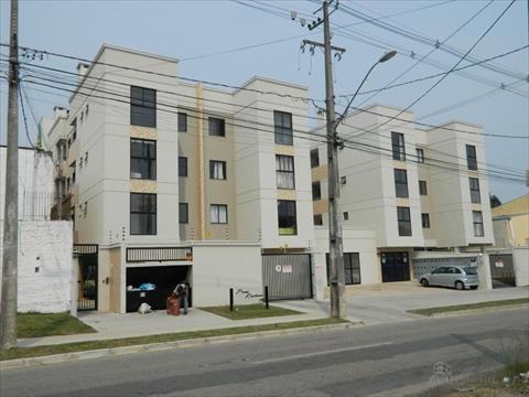 Apartamento para locacao no Costeira em Sao Jose dos Pinhais com 88,18m² por R$ 2.750,00