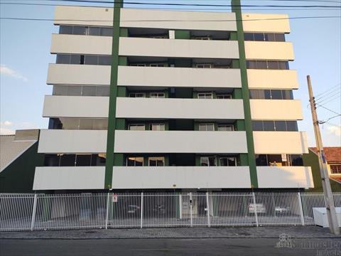 Apartamento para locacao no Centro em Pinhais com 78,55m² por R$ 2.437,50
