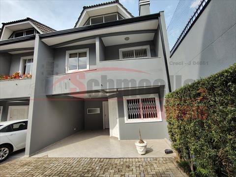 Sobrado para locacao no Jardim das Americas em Curitiba com 148,64m² por R$ 5.250,00