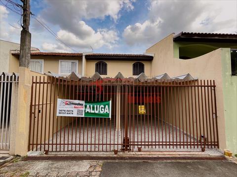 Sobrado para locacao no Xaxim em Curitiba com 114m² por R$ 3.750,00