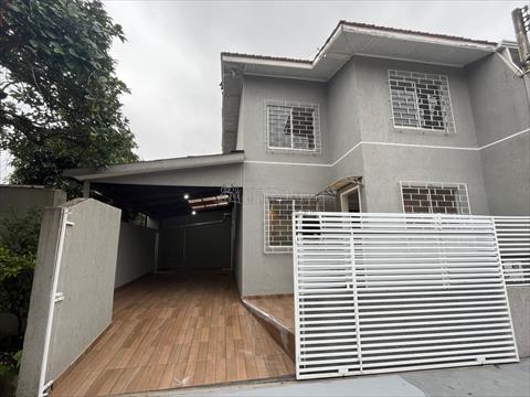 Sobrado para locacao no Alto Boqueirao em Curitiba com 100m² por R$ 3.687,50