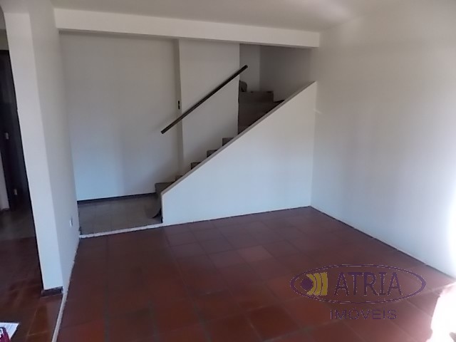 Sobrado para locacao no Santa Quiteria em Curitiba com 110m² por R$ 3.625,00