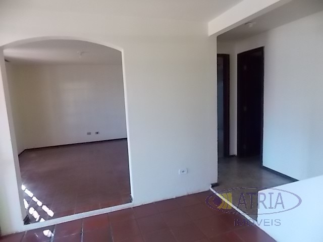 Sobrado para locacao no Santa Quiteria em Curitiba com 110m² por R$ 3.625,00