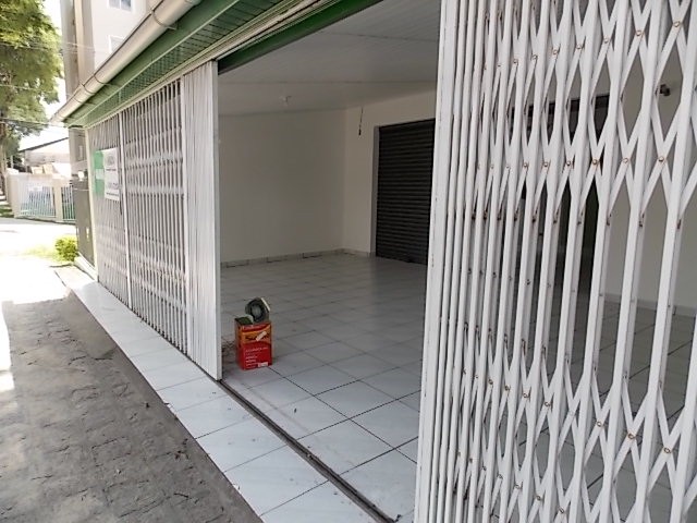 Loja para locacao no Santa Quiteria em Curitiba com 82,2m² por R$ 4.625,00