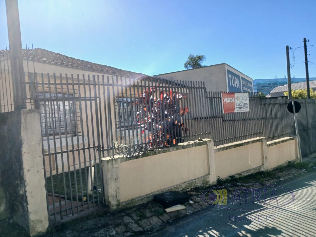 Terreno para venda no Novo Mundo em Curitiba com 420m² por R$ 1.600.000,00