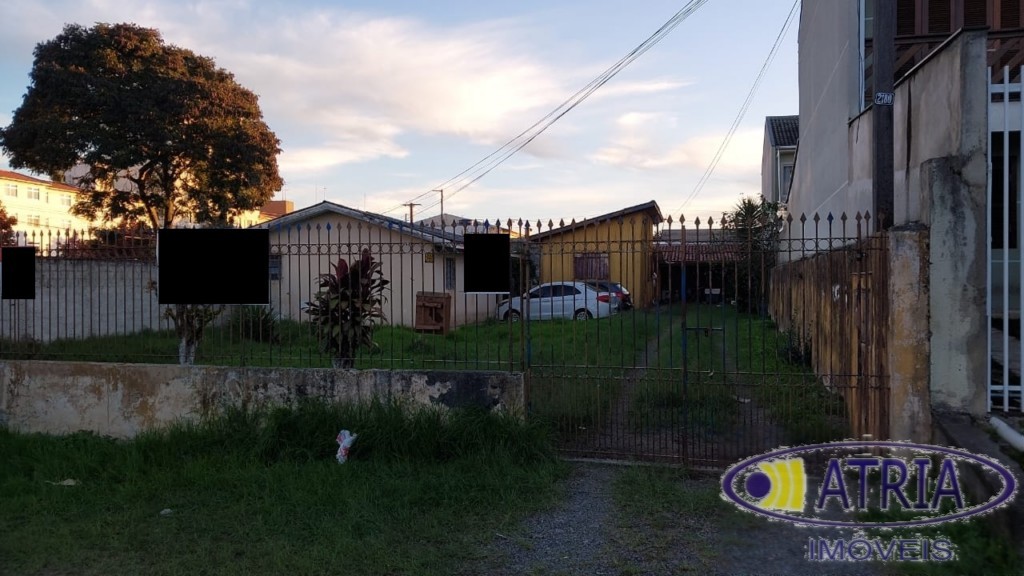 Terreno para venda no Parolin em Curitiba com 700m² por R$ 750.000,00