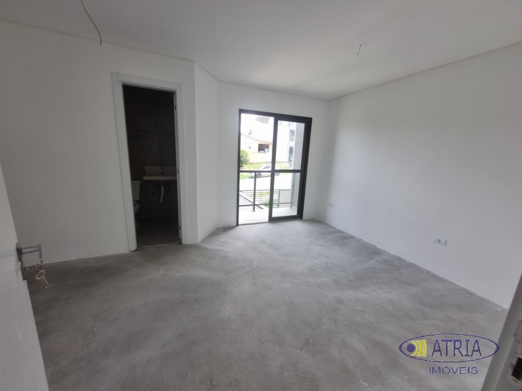 Sobrado para venda no Xaxim em Curitiba com 142m² por R$ 669.000,00