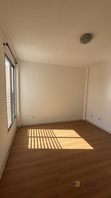 Apartamento para locacao no Sao Francisco em Curitiba com 0m² por R$ 2.750,00