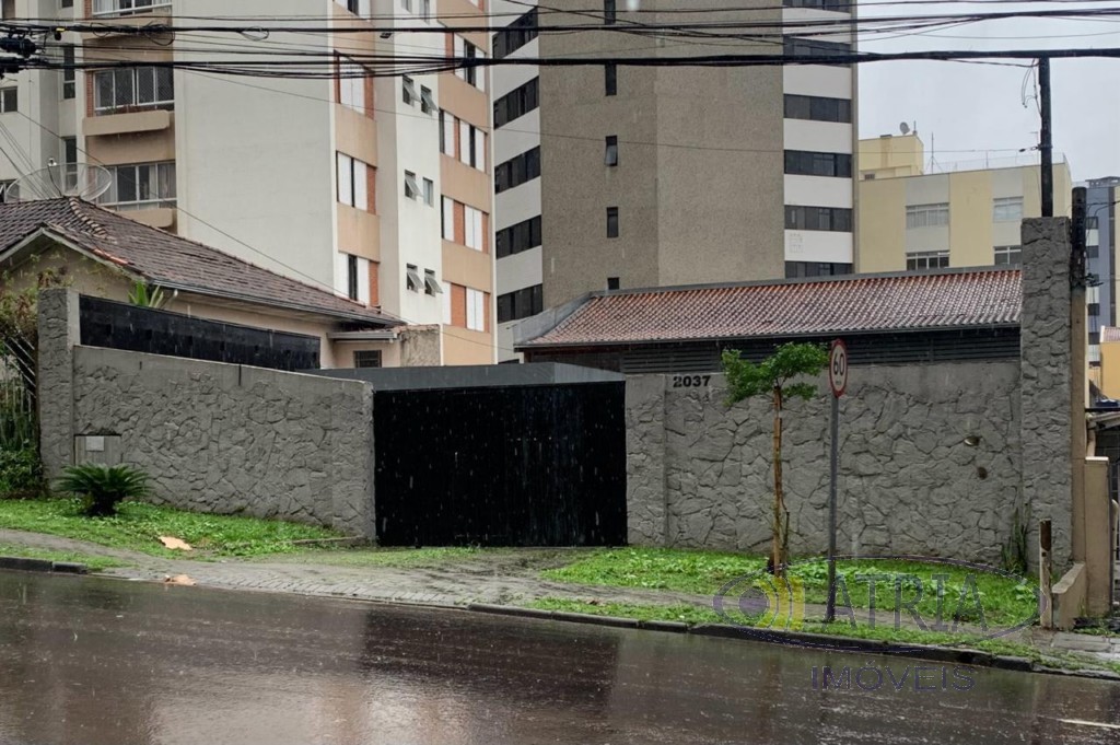Terreno para venda no Bigorrilho em Curitiba com 350m² por R$ 1.450.000,00