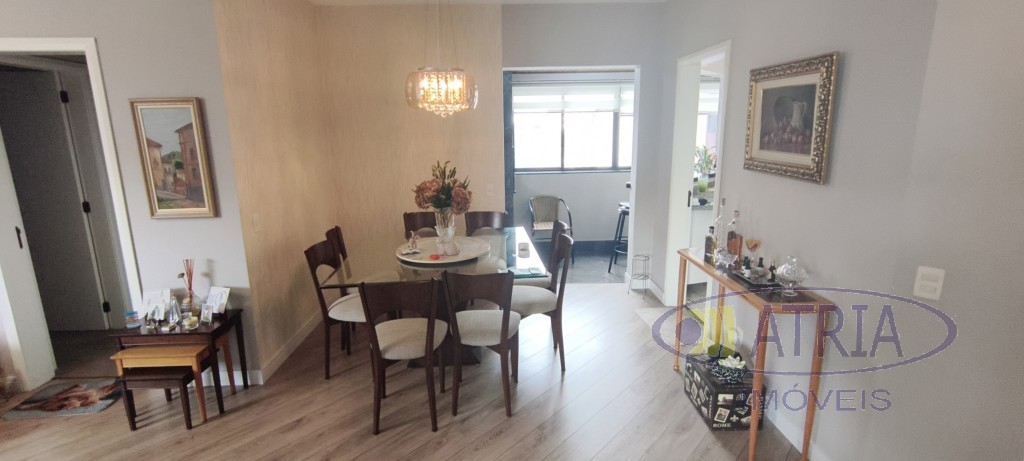 Apartamento para locacao no Agua Verde em Curitiba com 202m² por R$ 9.375,00