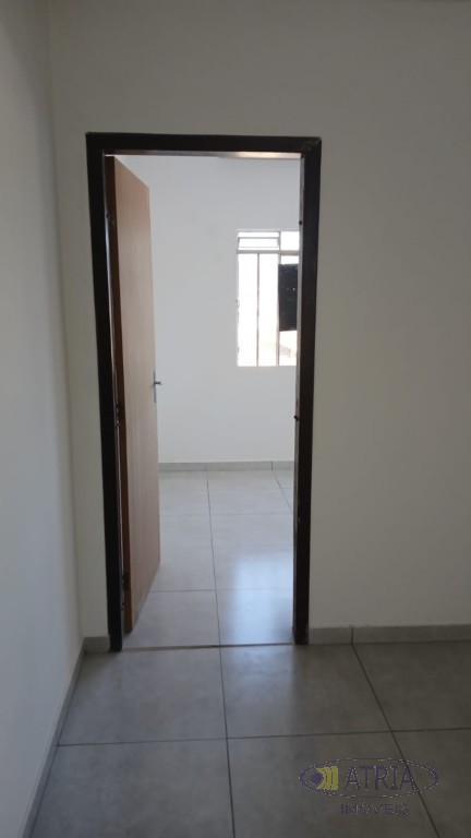 Kitinet para locacao no Santa Quiteria em Curitiba com 35m² por R$ 1.125,00