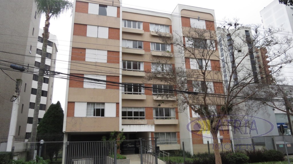 Apartamento para locacao no Bigorrilho em Curitiba com 142,63m² por R$ 3.750,00