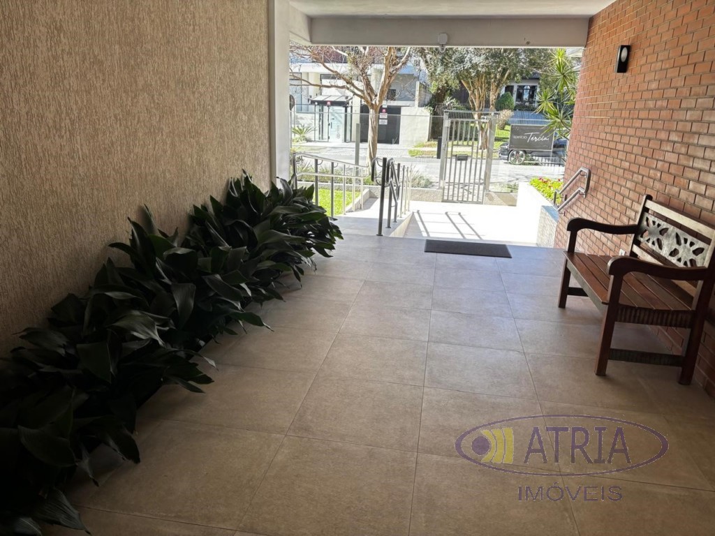 Apartamento para locacao no Bigorrilho em Curitiba com 142,63m² por R$ 3.750,00