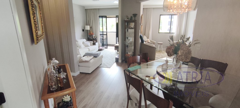 Apartamento para venda no Agua Verde em Curitiba com 202m² por R$ 1.100.000,00