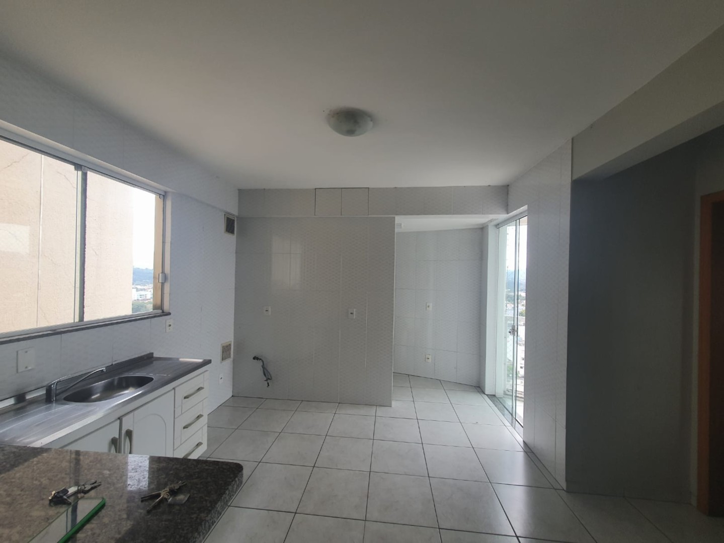 Apartamento para locacao no Centro em Uniao da Vitoria com 0m² por R$ 1.540,00