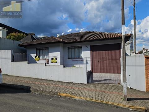 Casa Residencial para venda no Centro em Porto Uniao com 0m² por R$ 730.000,00