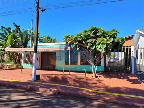Casa Residencial para venda no Centro em Santa Terezinha de Itaipu com 559,00m² por R$ 580.000,00