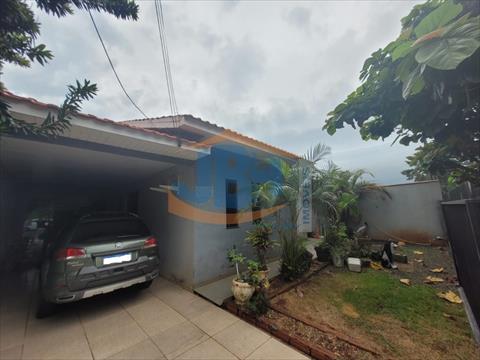 Casa Residencial para venda no Centro em Santa Terezinha de Itaipu com 330,00m² por R$ 680.000,00