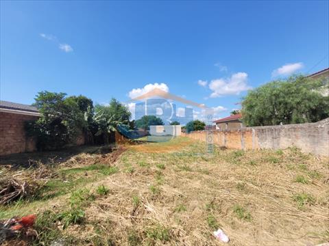 Terreno para venda no Centro em Santa Terezinha de Itaipu com 700m² por R$ 450.000,00