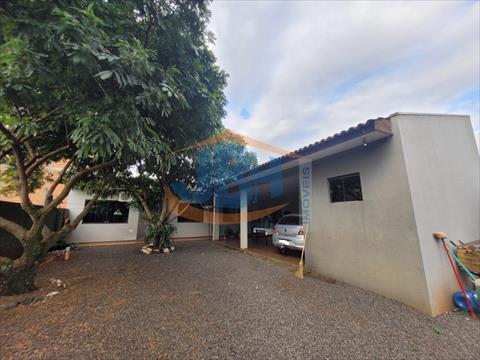 Casa Residencial para venda no Parque Sao Lourenco em Santa Terezinha de Itaipu com 318m² por R$ 390.000,00