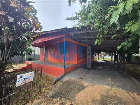 Casa Residencial para locacao no Centro em Santa Terezinha de Itaipu com 0m² por R$ 2.800,00