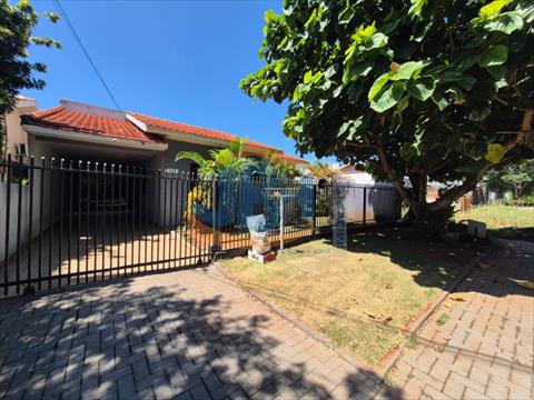 Casa Residencial para locacao no Centro em Santa Terezinha de Itaipu com 0m² por R$ 2.000,00