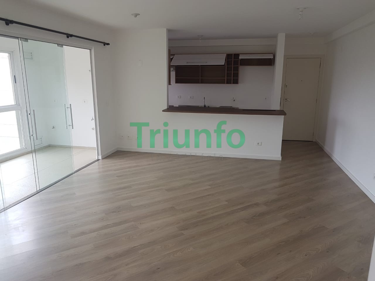 Apartamento para locacao no Merces em Curitiba com 103m² por R$ 4.625,00
