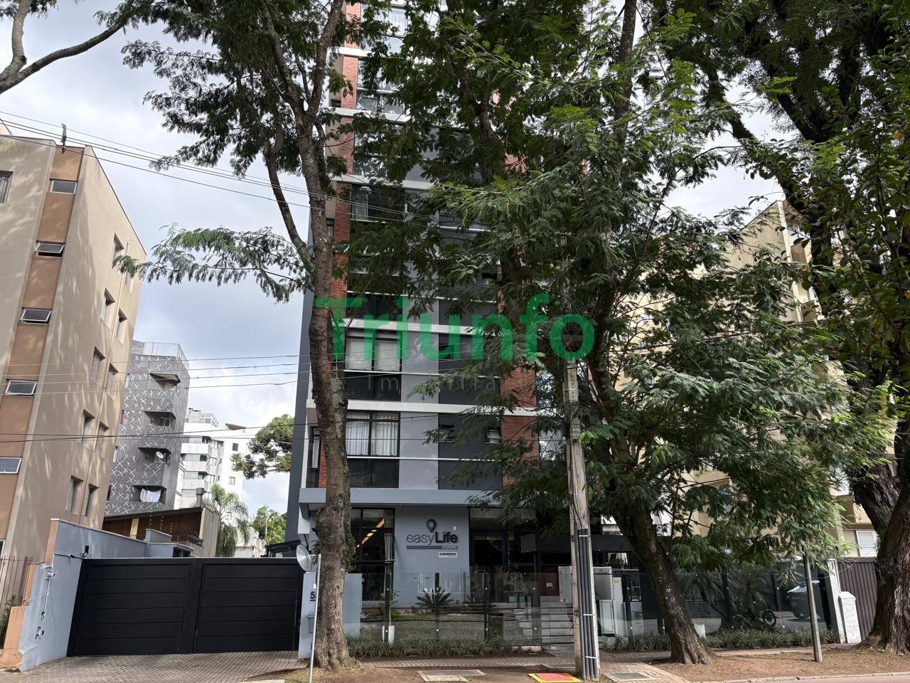 Apartamento para locacao no Merces em Curitiba com 0m² por R$ 2.750,00