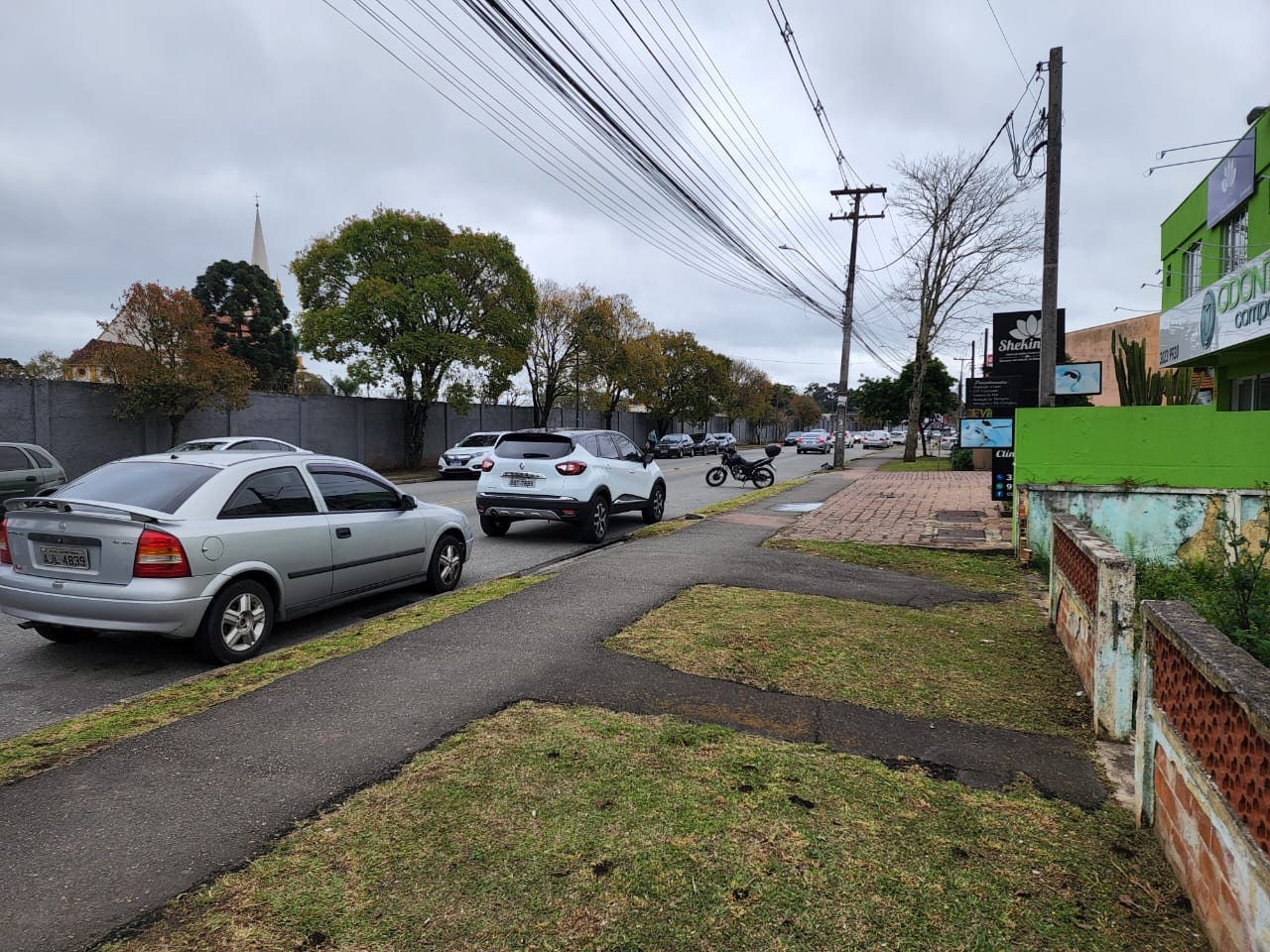 Terreno para venda no Orleans em Curitiba com 1.938,82m² por R$ 3.150.000,00
