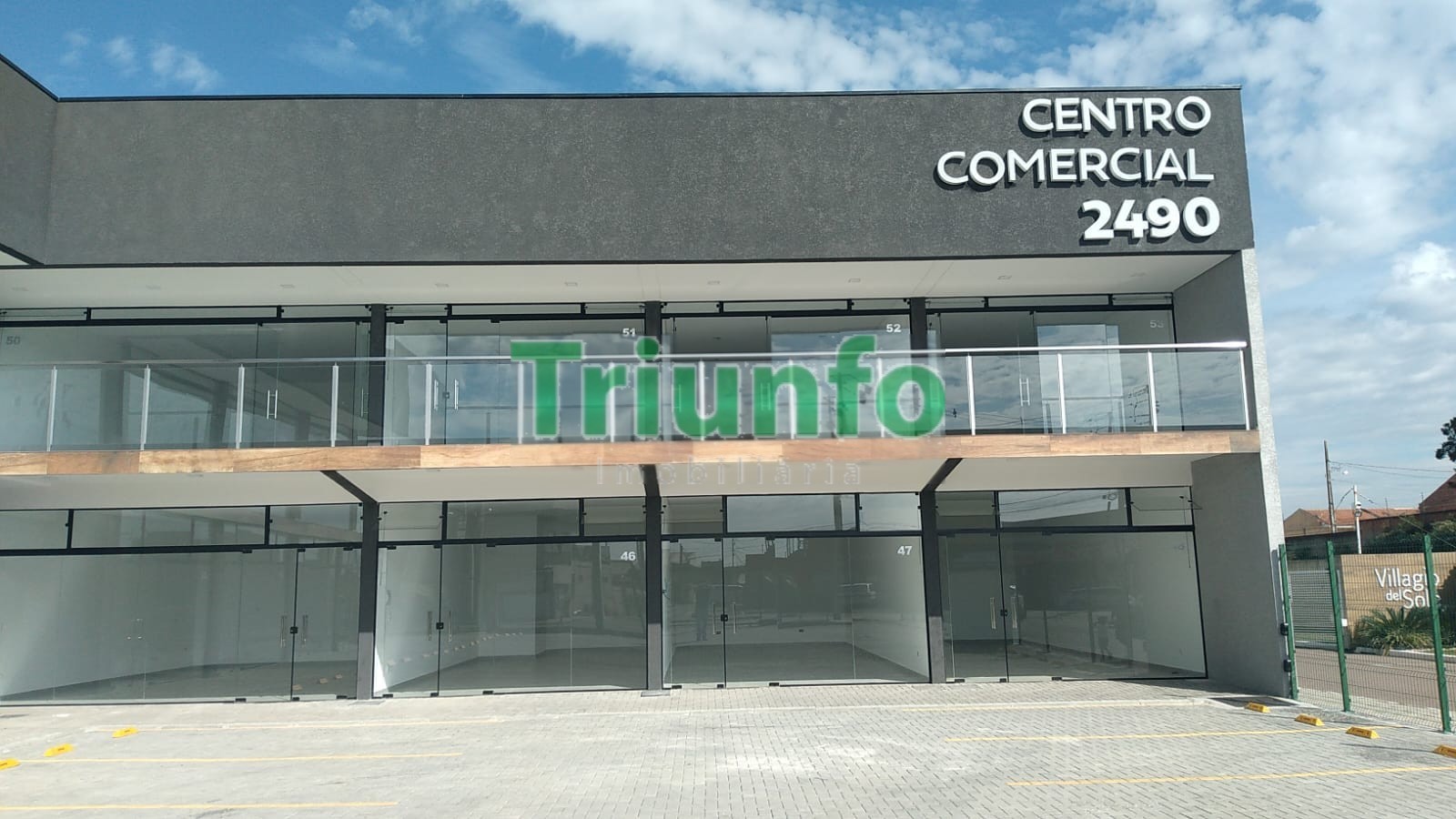 Sala Comercial para venda no Santa Terezinha em Fazenda Rio Grande com 0m² por R$ 195.005,74