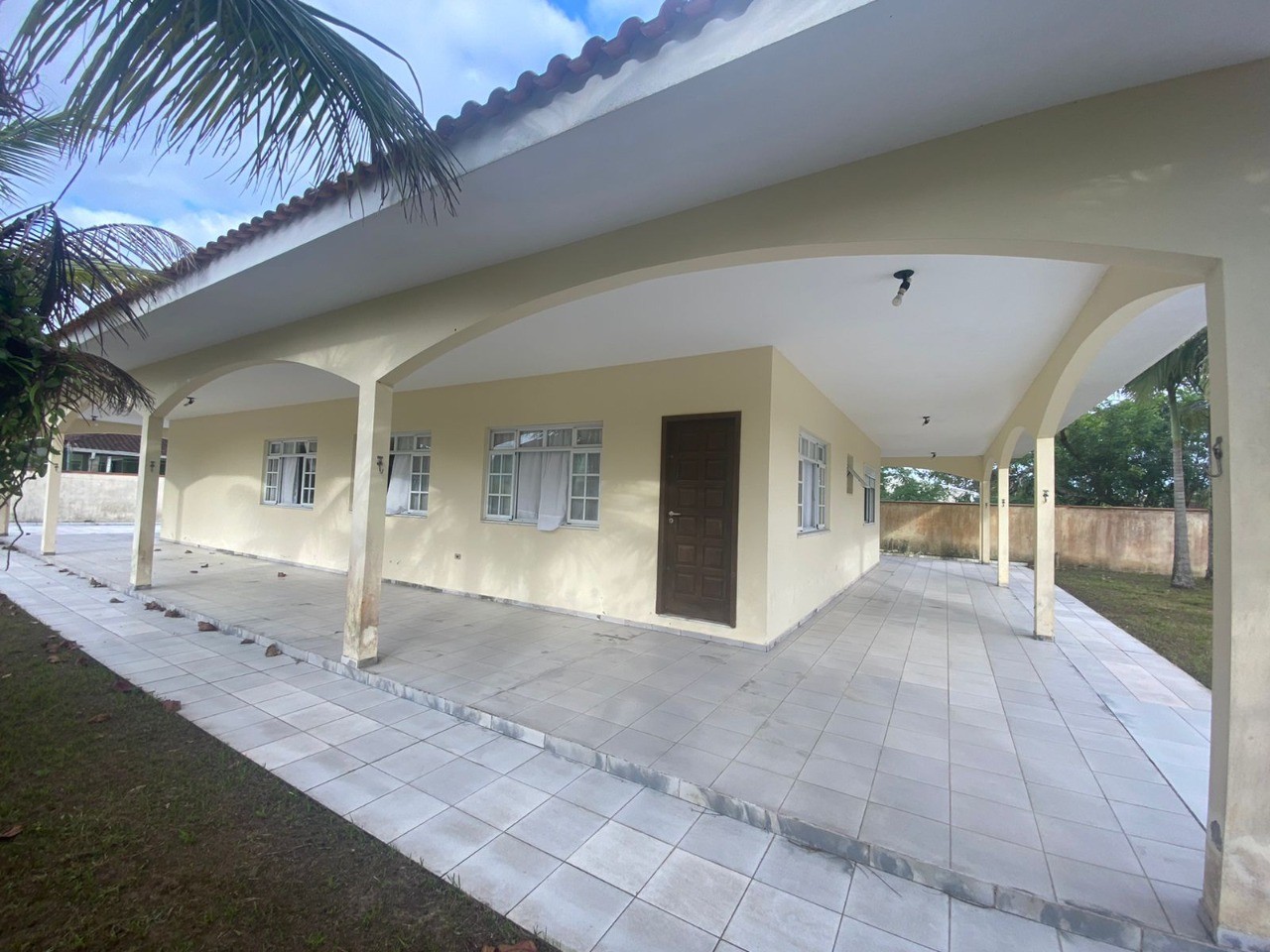 Casa Residencial para venda no Pontal do Sul em Pontal do Parana com 692m² por R$ 1.200.000,00