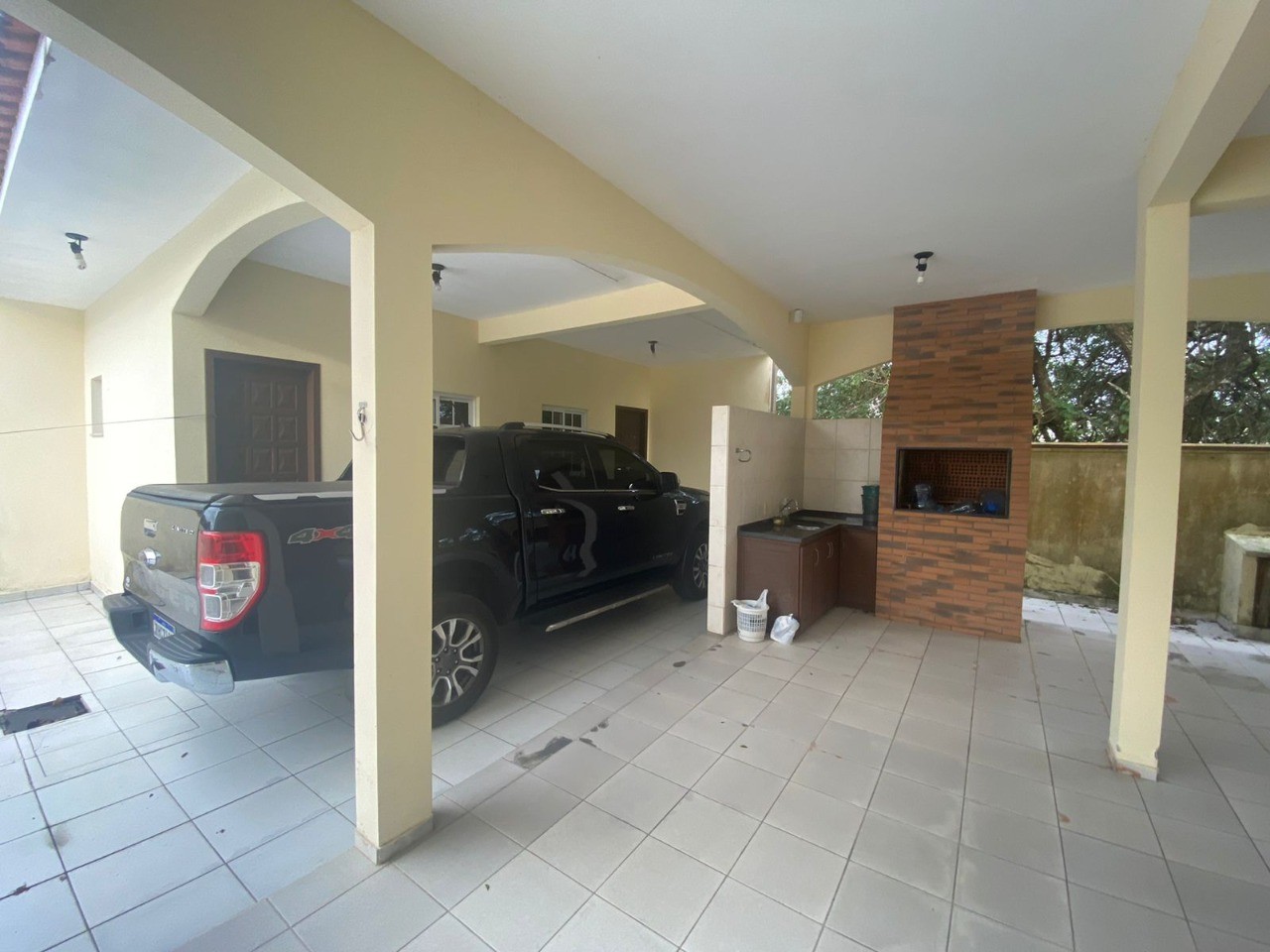 Casa Residencial para venda no Pontal do Sul em Pontal do Parana com 692m² por R$ 1.200.000,00