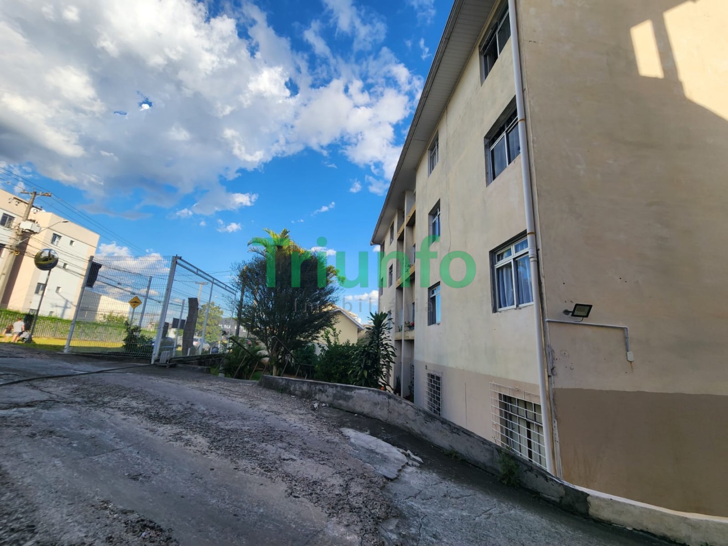 Apartamento para locacao no Cidade Industrial em Curitiba com 43m² por R$ 1.620,00