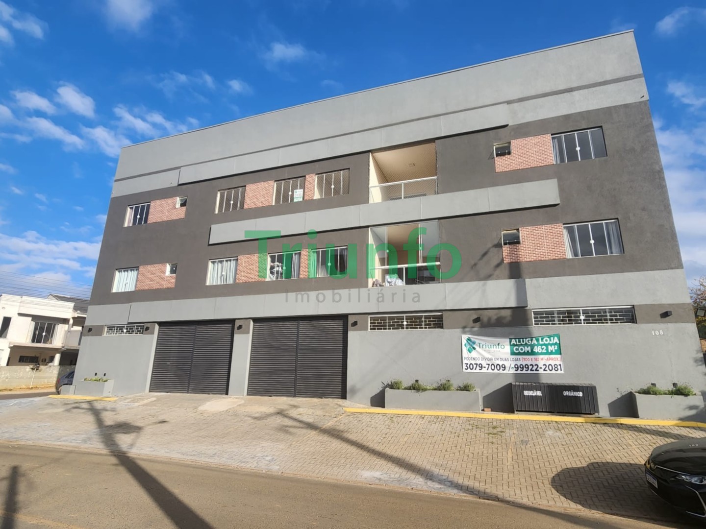 Loja para locacao no Centro em Itaperucu com 165m² por R$ 4.125,00