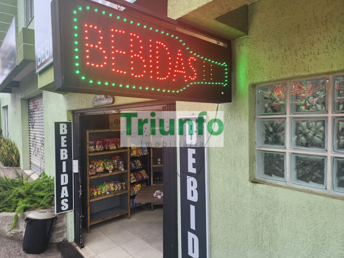 Ponto de Comércio para locacao no Santa Felicidade em Curitiba com 0m² por R$ 4.320,00