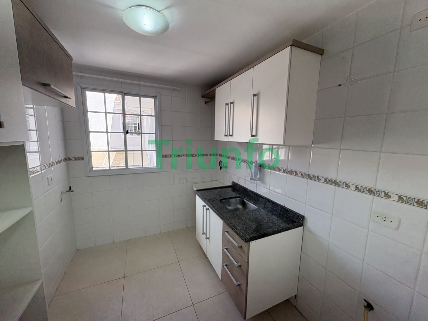 Apartamento para locacao no Sao Braz em Curitiba com 55m² por R$ 2.375,00