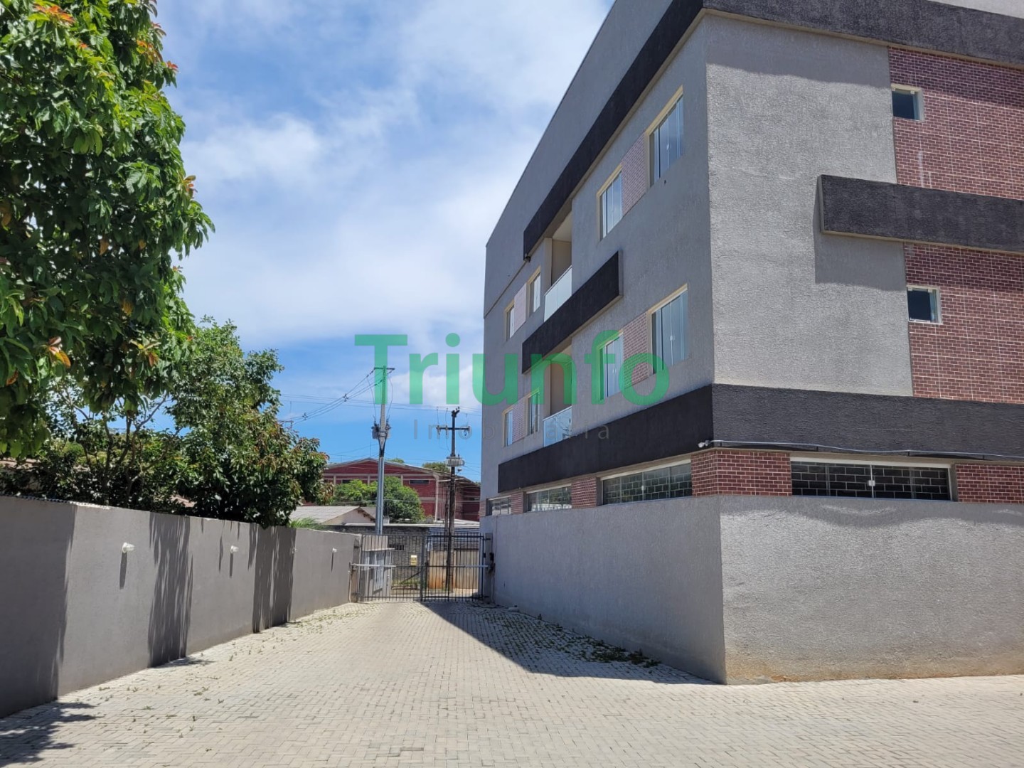 Apartamento para locacao no Centro em Itaperucu com 105m² por R$ 1.800,00