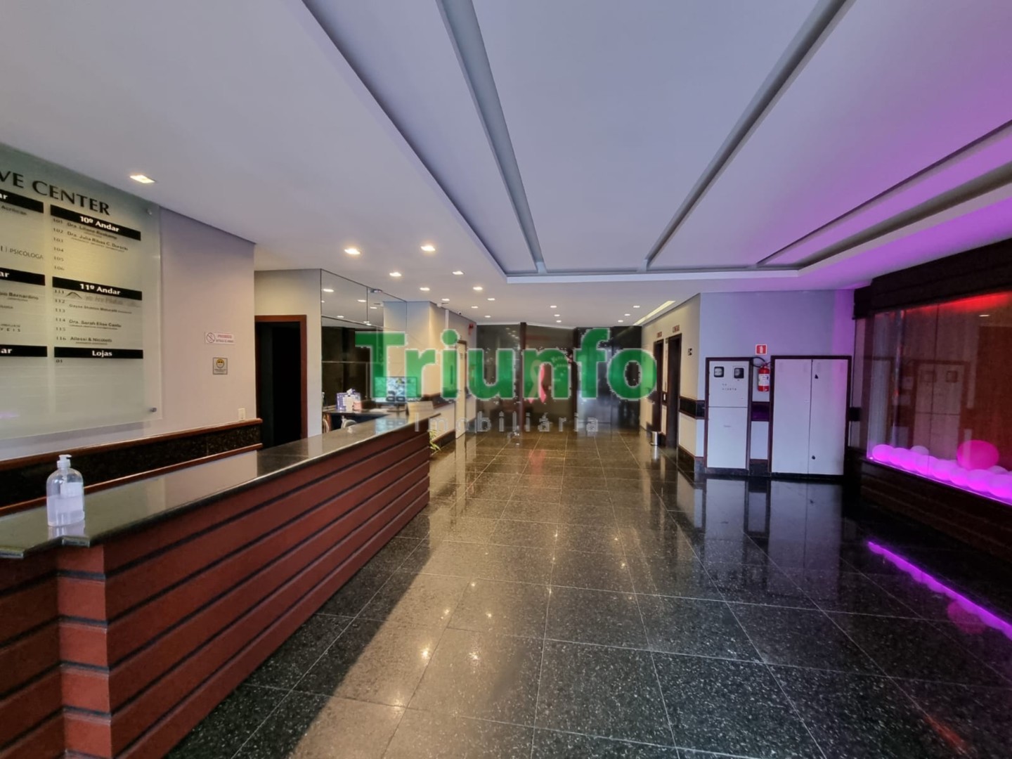 Sala Comercial para venda no Merces em Curitiba com 39,86m² por R$ 220.000,00