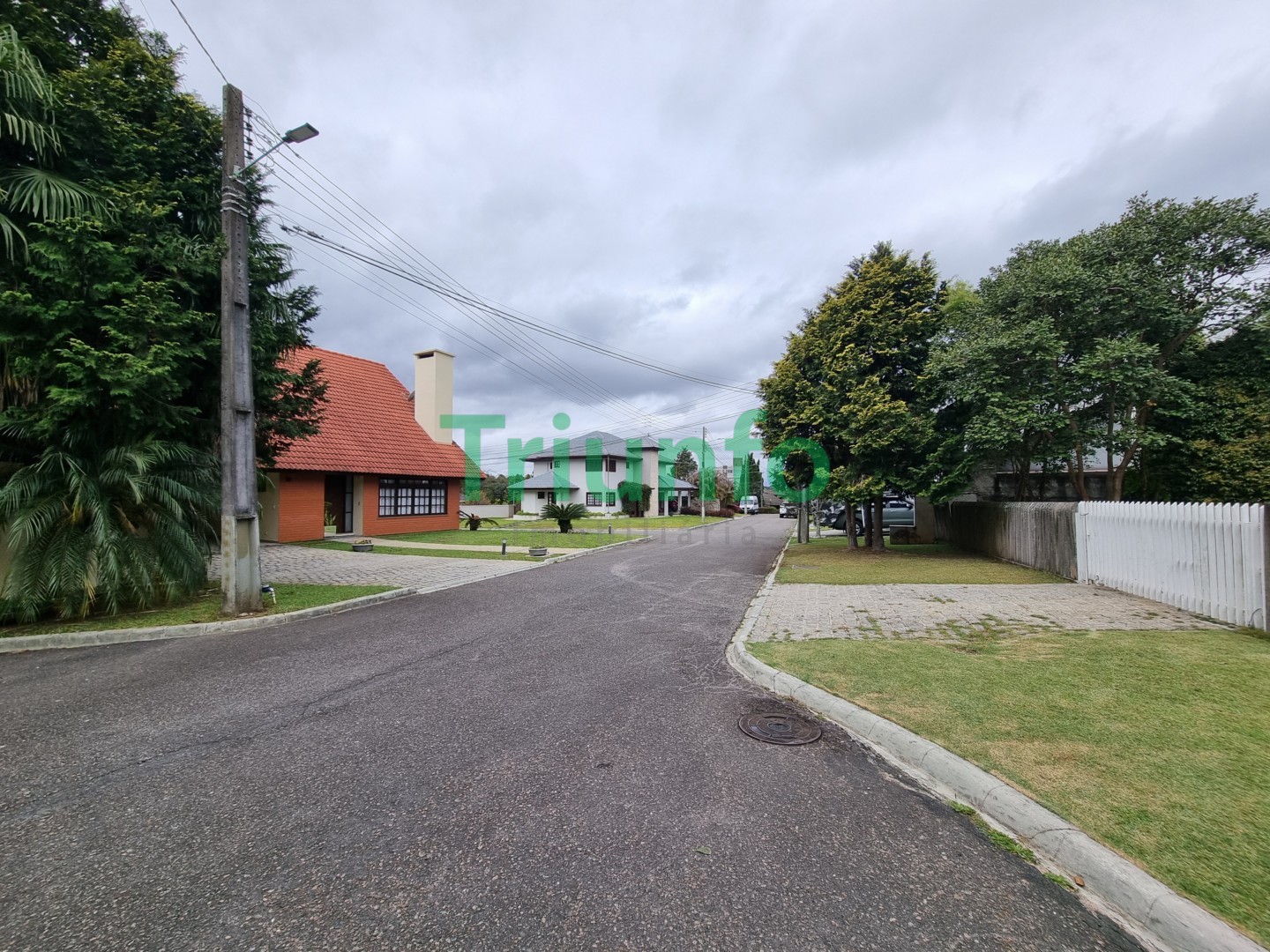 Casa em Condominio para venda no Santa Felicidade em Curitiba com 863m² por R$ 2.500.000,00