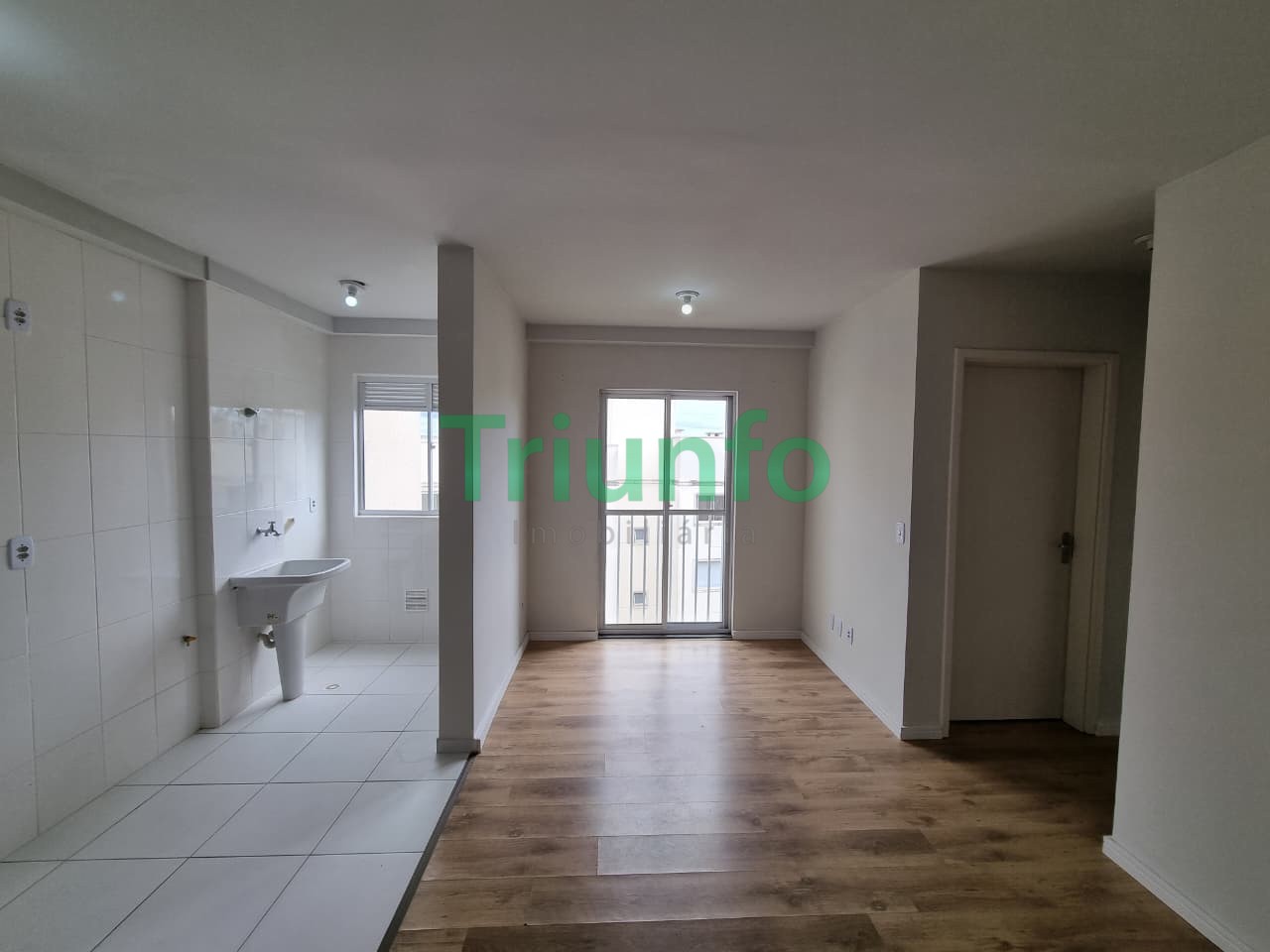 Apartamento para venda no Italia em Sao Jose dos Pinhais com 66,37m² por R$ 250.000,00