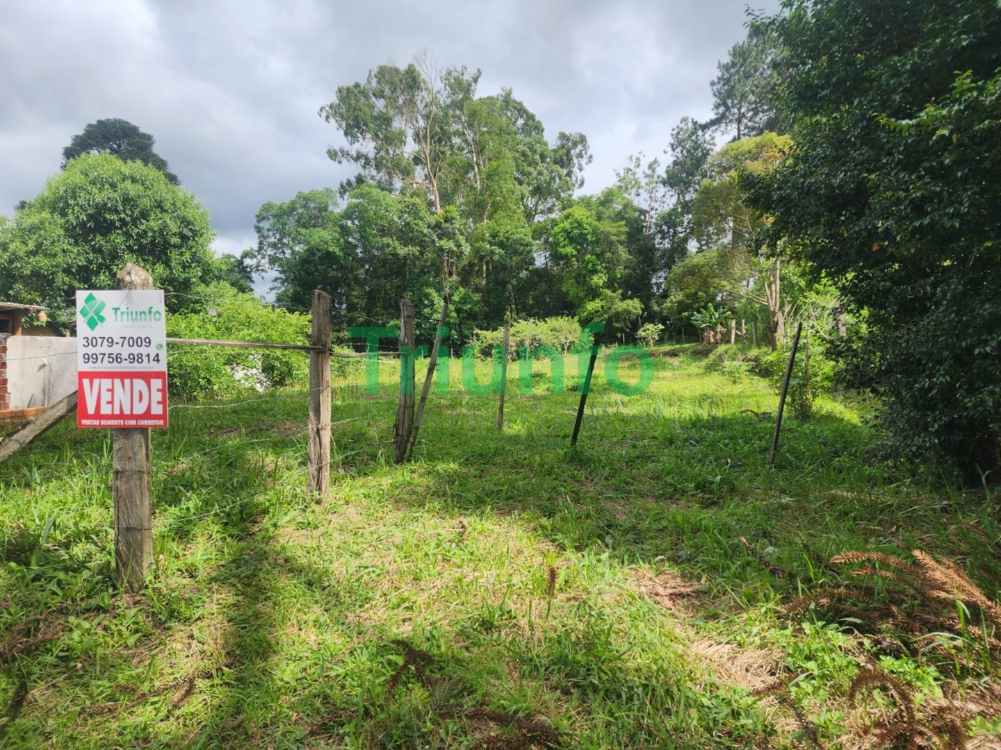 Terreno para venda no Campo do Meio em Campo Largo com 822,38m² por R$ 120.000,00