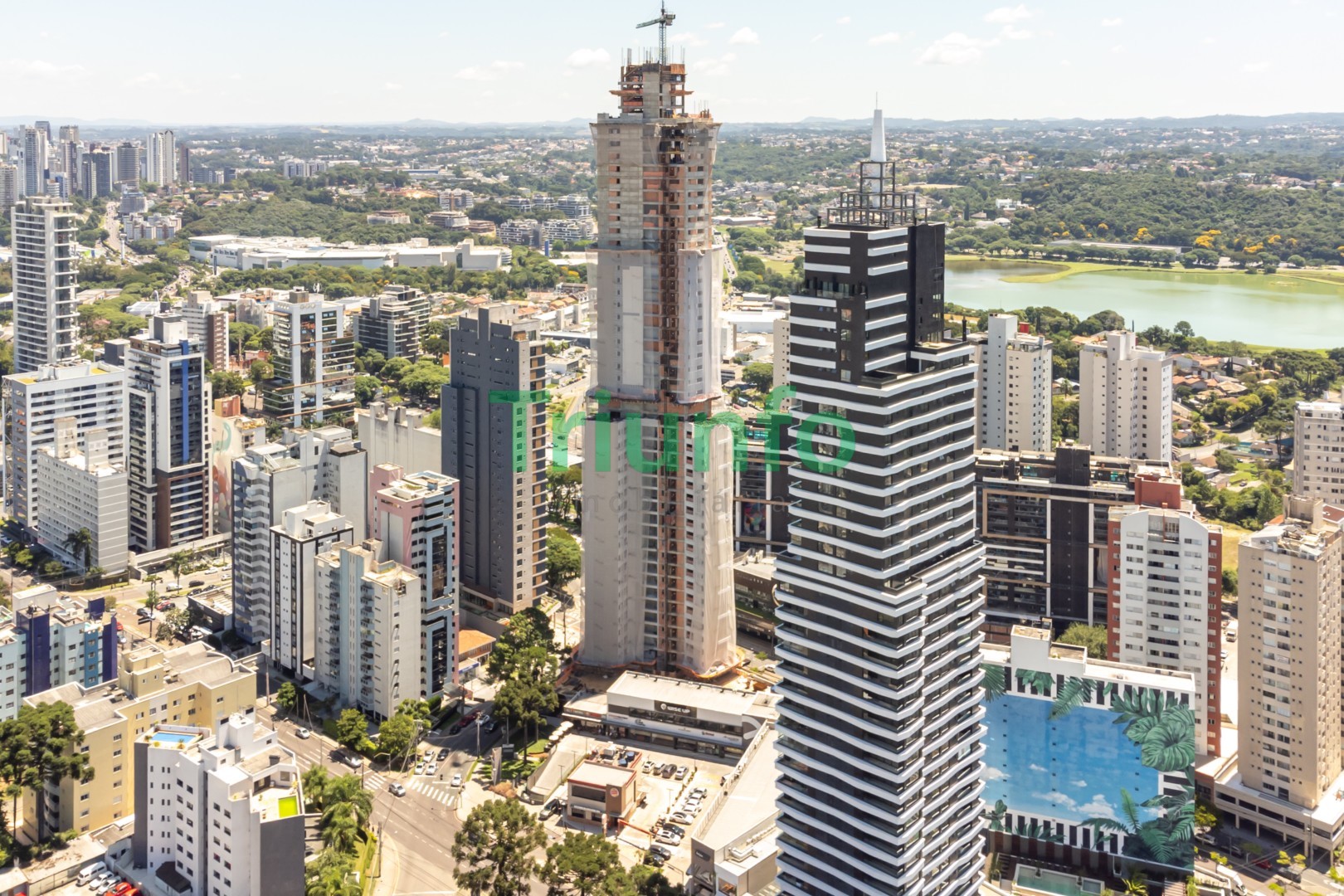 Apartamento para venda no Bigorrilho em Curitiba com 0m² por R$ 4.490.000.000,00